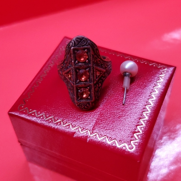 Art Deco Gold Topaz Ring - Picture 11 of 11